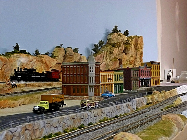 Jun: Southside Town.